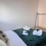 Queens House City Centre Apartments