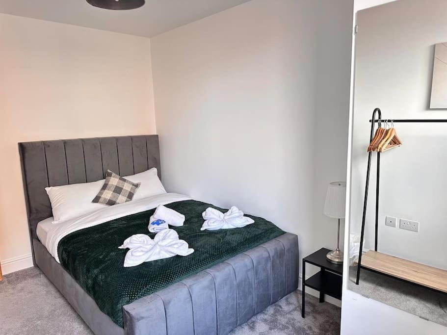 Queens House City Centre Apartment Sheffield